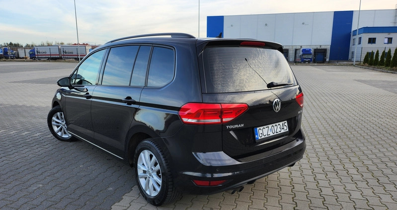 Volkswagen Touran cena 59400 przebieg: 260018, rok produkcji 2017 z Czarne małe 667